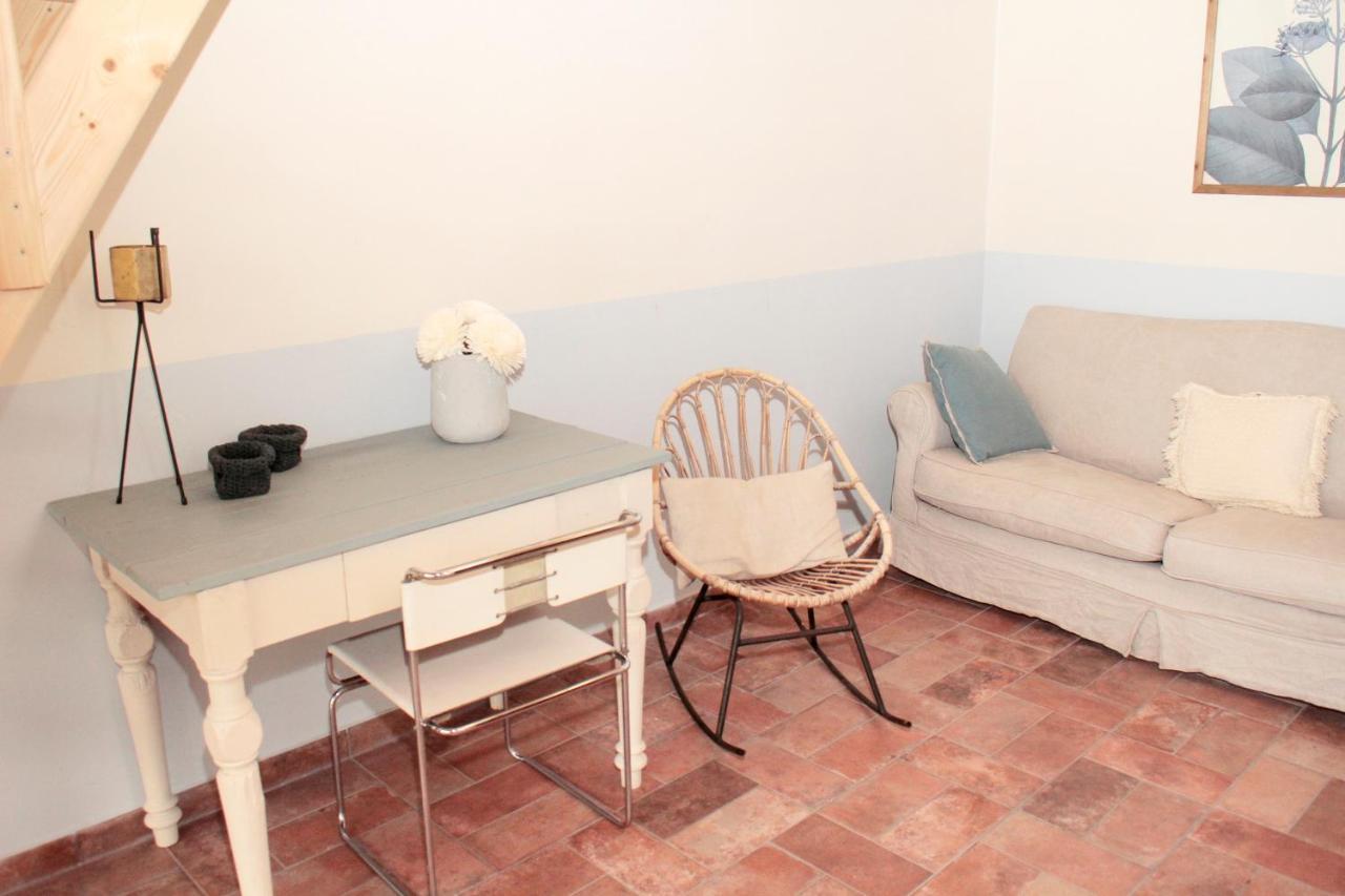 Agriturismo Casale San Benedetto Ceri Bagian luar foto