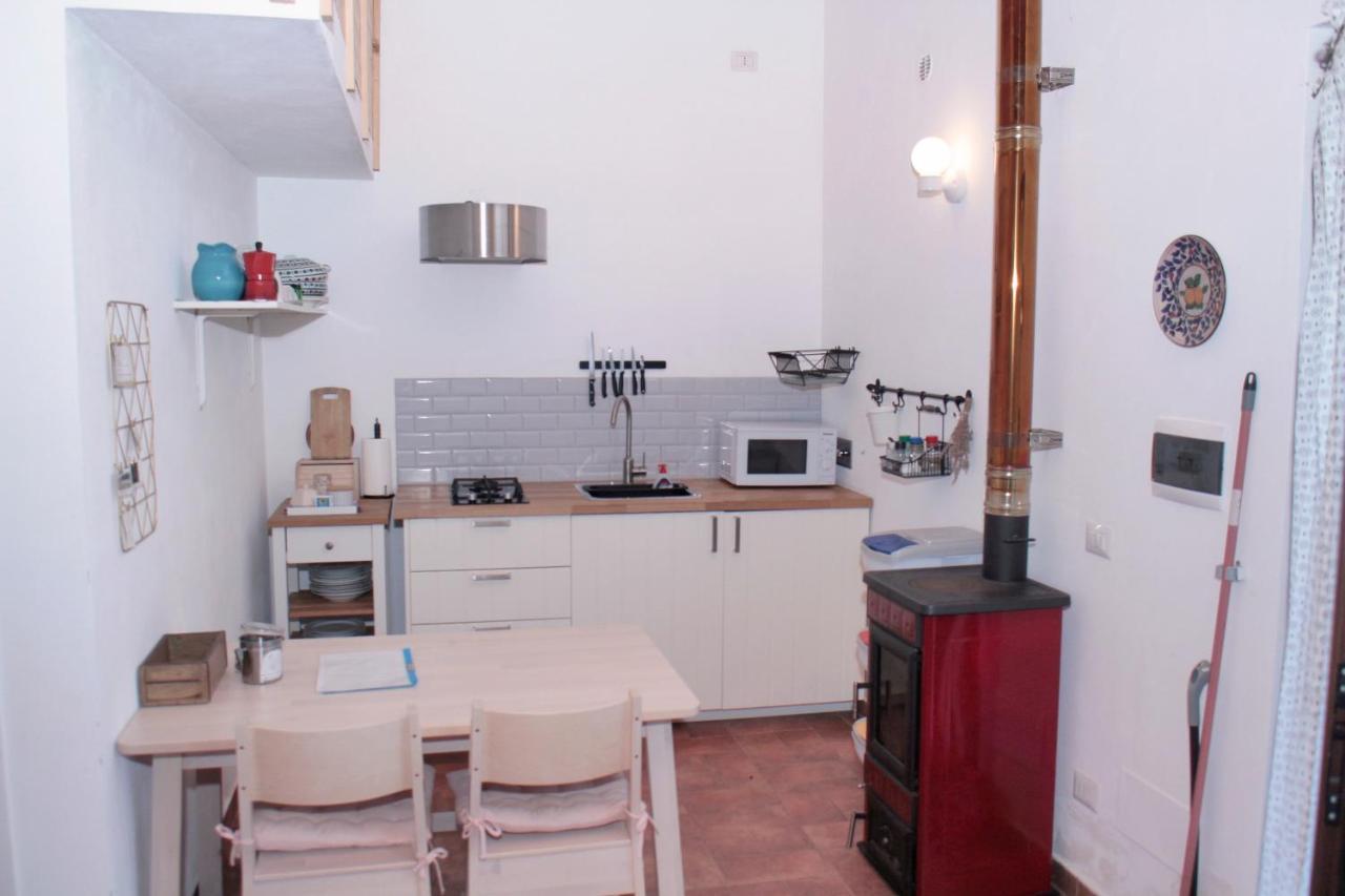 Agriturismo Casale San Benedetto Ceri Bagian luar foto