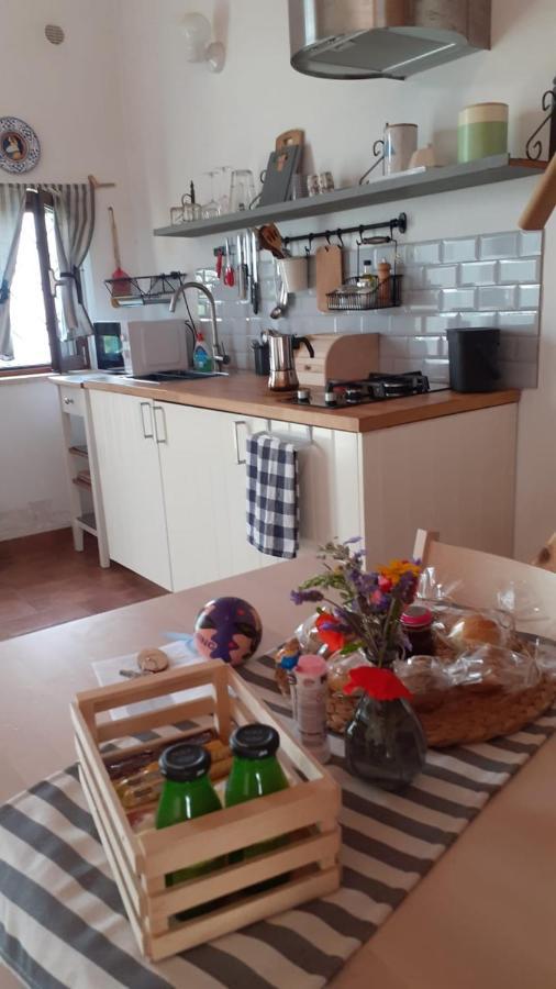 Agriturismo Casale San Benedetto Ceri Bagian luar foto